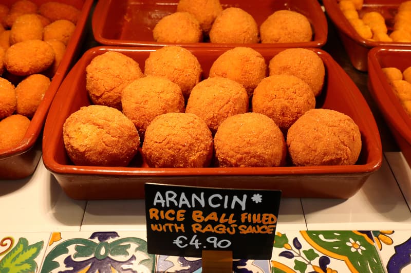 Arancini en los restaurantes donde comer en Noto