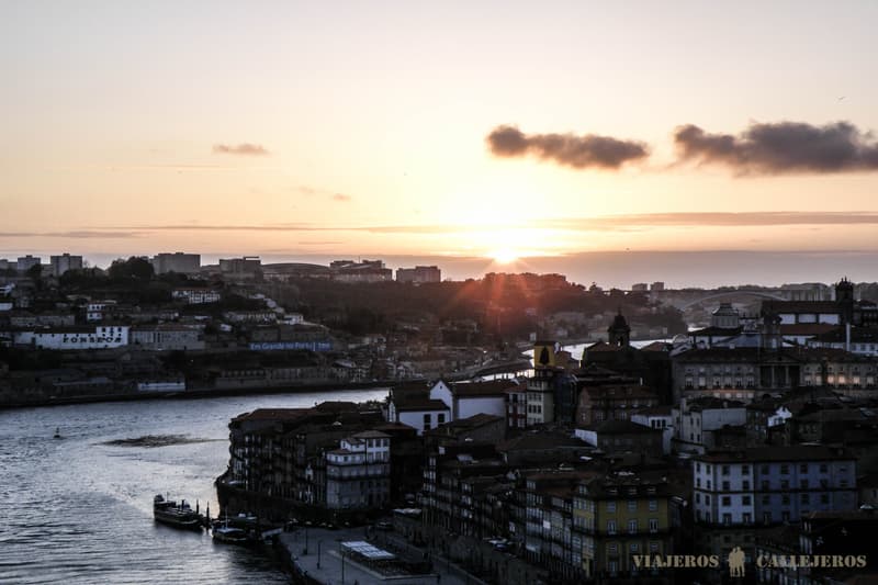 Atardecer durante la ruta por Oporto en 2 días