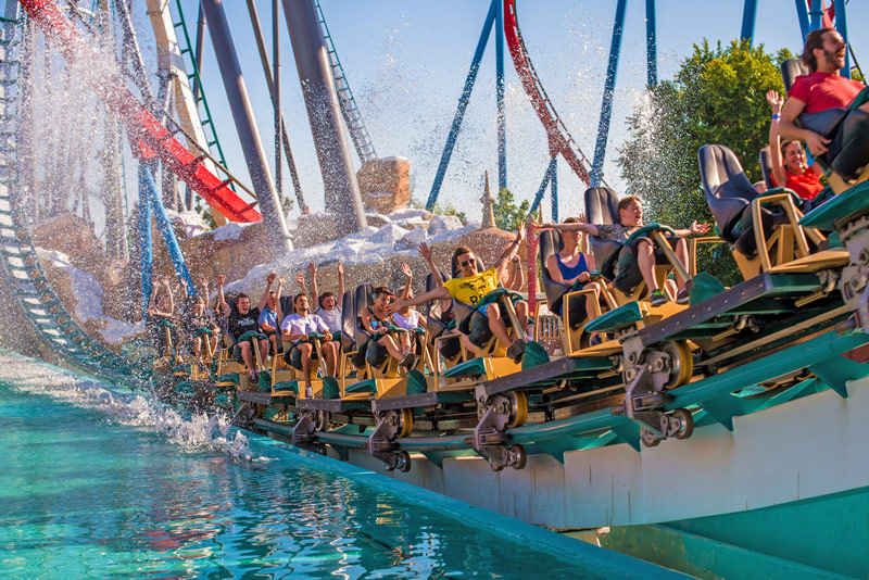 Shambhala PortAventura montaรฑa rusa