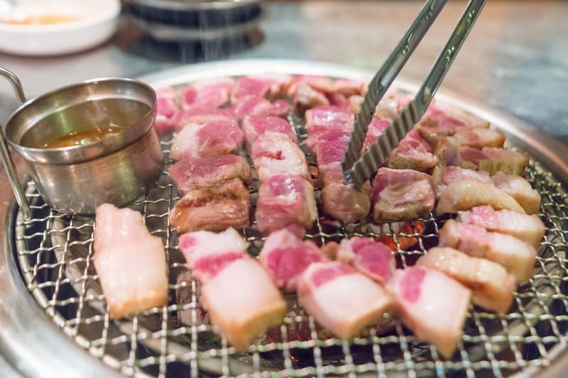 Barbacoa coreana en los restaurantes de Busan