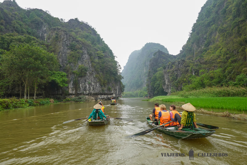 Paseo en barca por Tam Coc vietnam