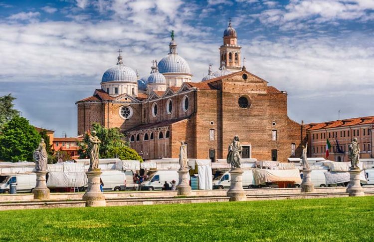 Basílica de Santa Justina, que visitar en Padua