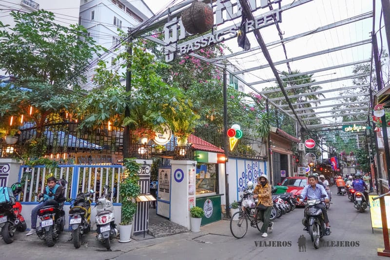 bassac lane Phnom Penh en la ruta por Camboya