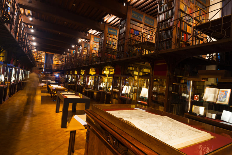 biblioteca hendrik conscience amberes