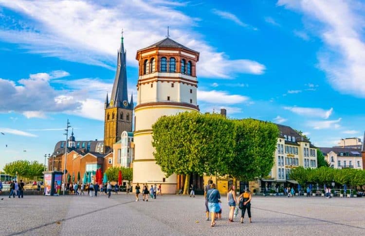Dusseldorf en la guĆa de Alemania