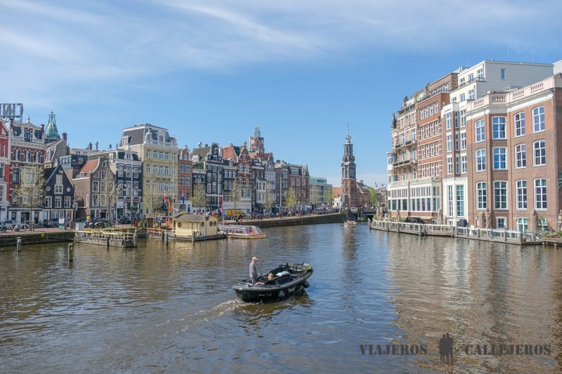 Canal Singel en el recorrido por Ámsterdam en tres días