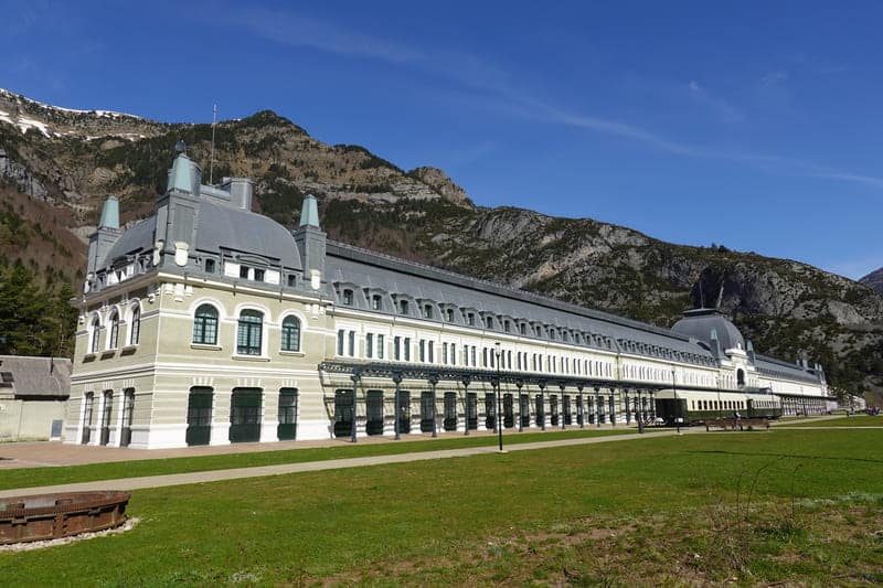 canfranc aragรณn