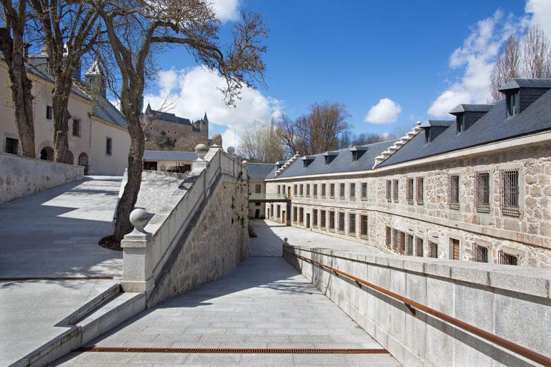 casa real moneda que hacer en segovia