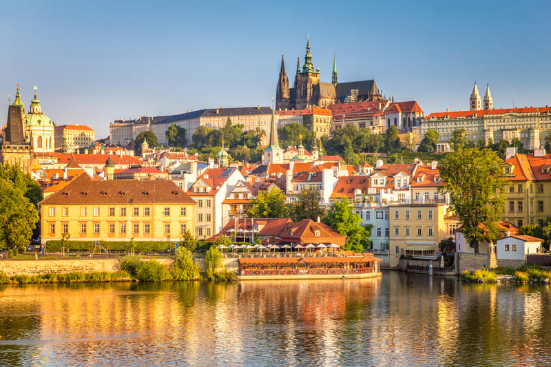 castillo praga en 4 días