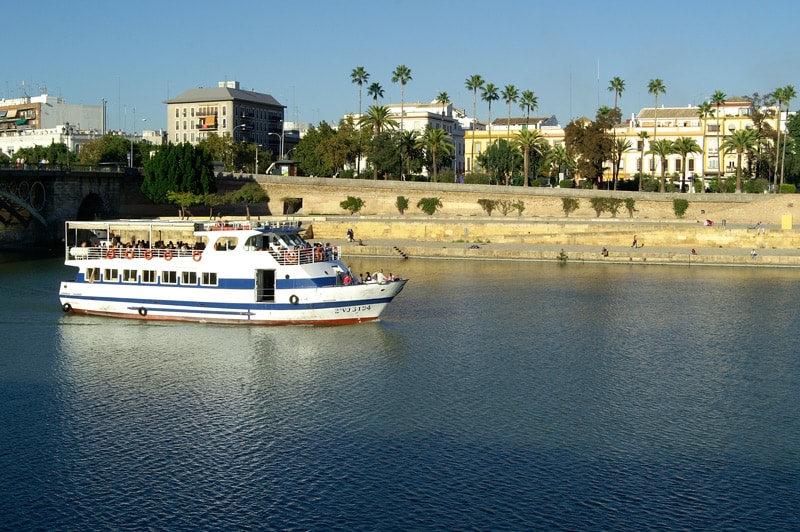 Paseo en barco por Sevilla