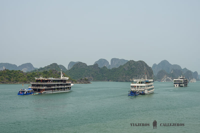 Cruceros por la Bahía de Halong