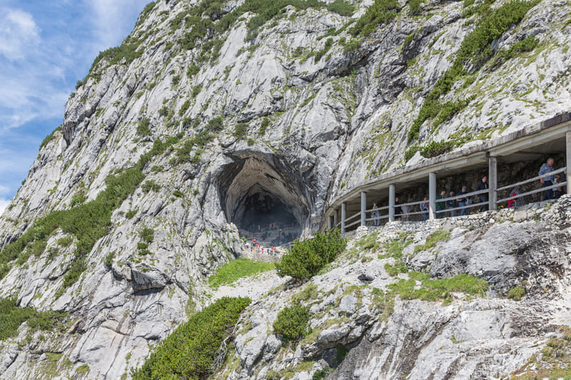 Cueva de hielo de Eisriesenwelt austria