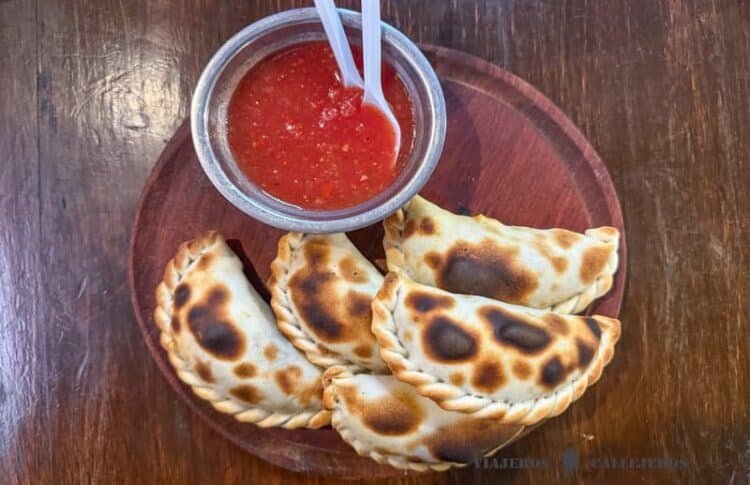Empanadas saltenas