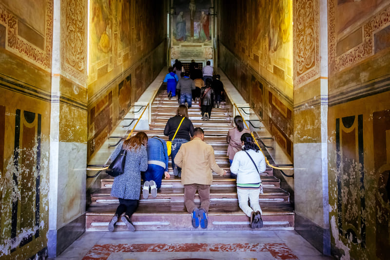escalera santa que ver en roma