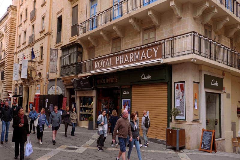 Farmacia en los consejos para viajar a Malta