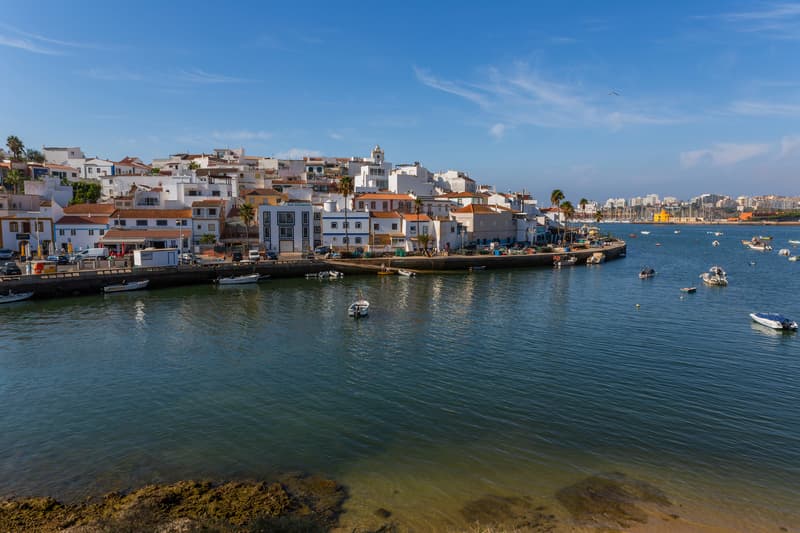 Ferragudo, otro de los pueblos que ver en el Algarve en Portugal