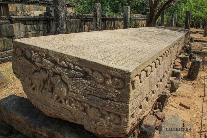 Gal-pota en Polonnaruwa en Sri Lanka