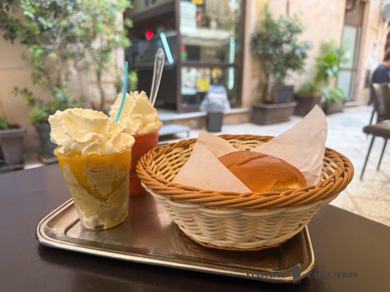 Granita con brioche