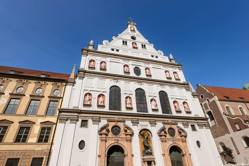 iglesia san miguel que visitar en mĂșnich