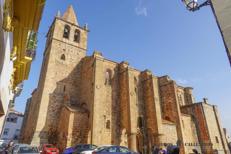 iglesia santiago caballeros extremadura