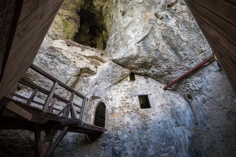 Interior Castillo de Predjama