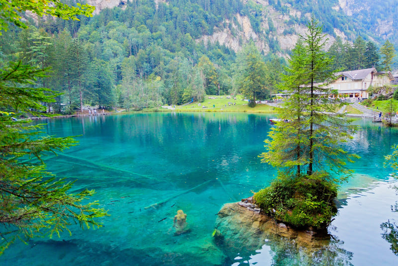 lago blausee suiza