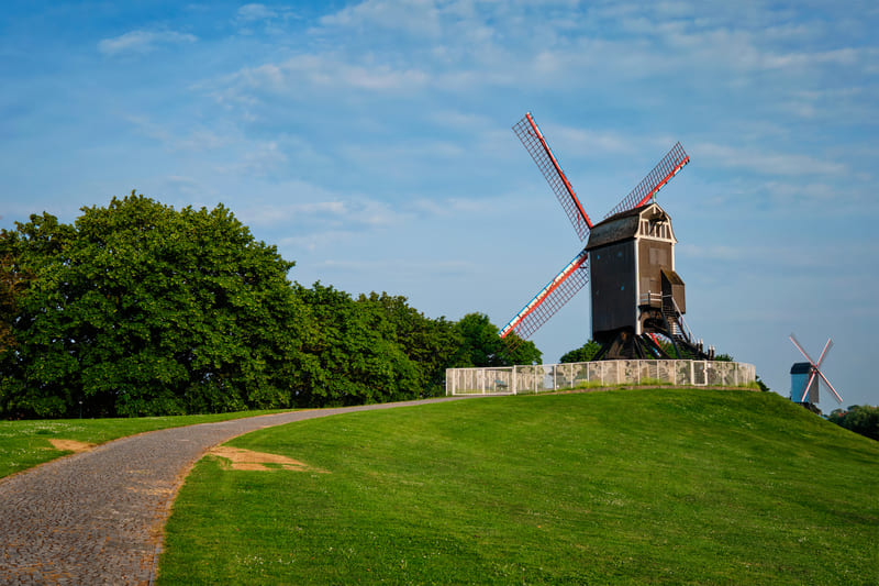 molinos que visitar en brujas