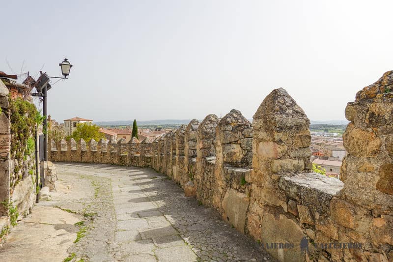 muralla trujillo caceres