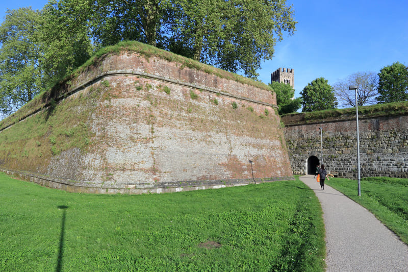 murallas que ver en lucca