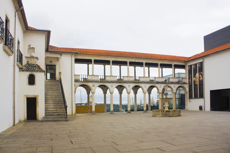museo nacional machado castro