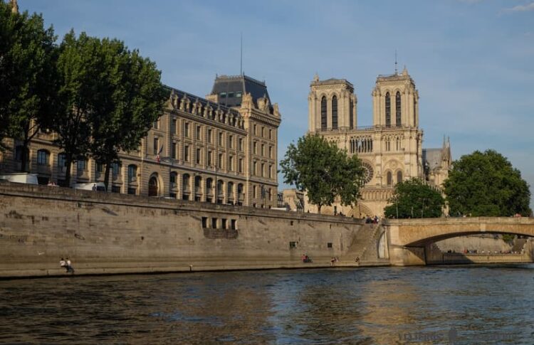 Notre Dame en el París en 5 o 6 días