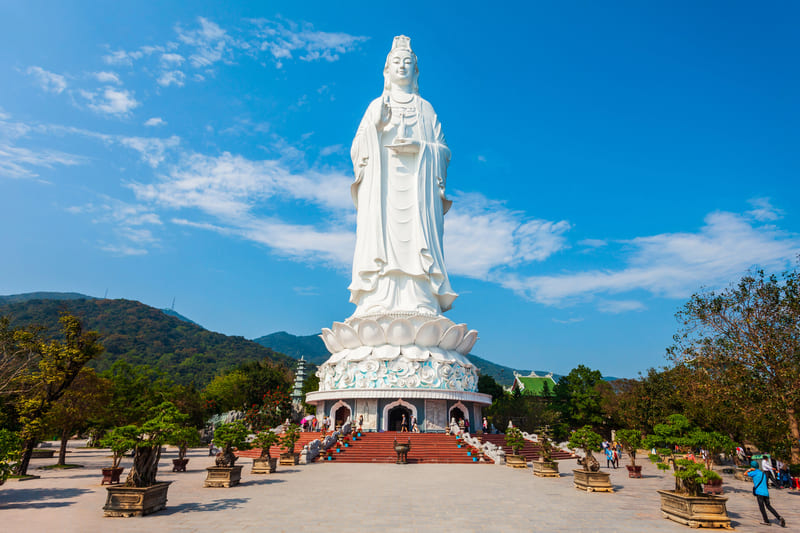 Pagoda Linh Ung que ver en da nang