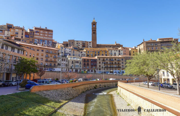 paseo fluvial quieles