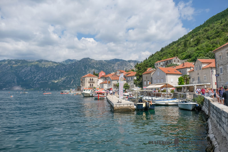paseo marรญtimo de perast