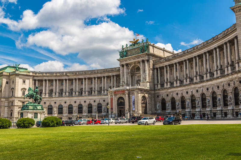 plaza heroes que hacer en viena en 3 días