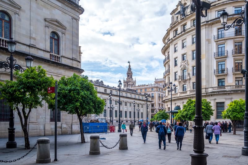Plaza Nueva y Ayuntamiento, dos de los lugares que ver en Sevilla