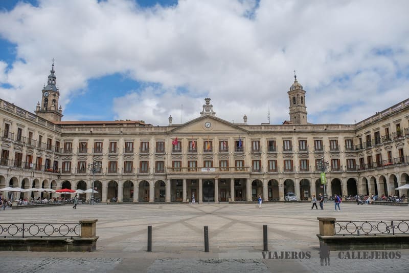 Plaza Nueva que hacer en Vitoria