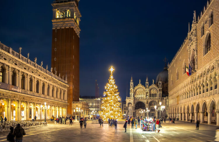 plaza san marcos navidad