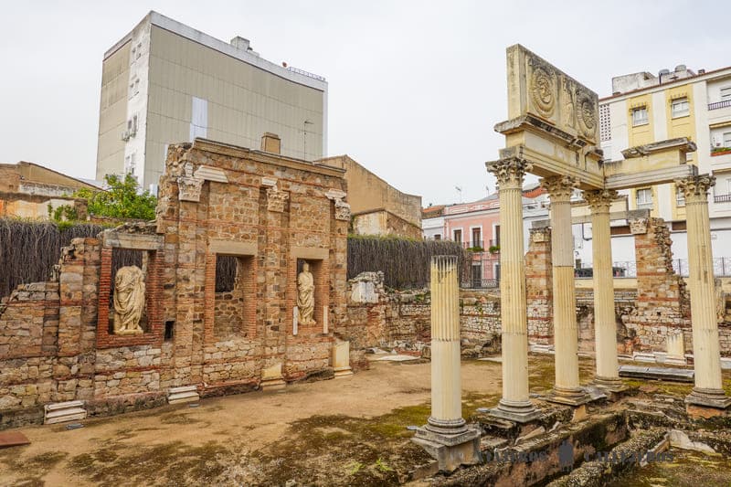 portico foro municipal merida badajoz