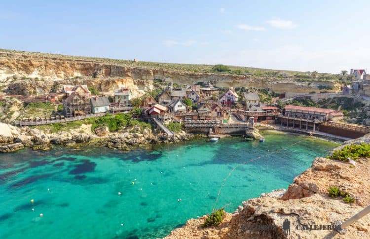 Popeye Village en la ruta por Malta en coche