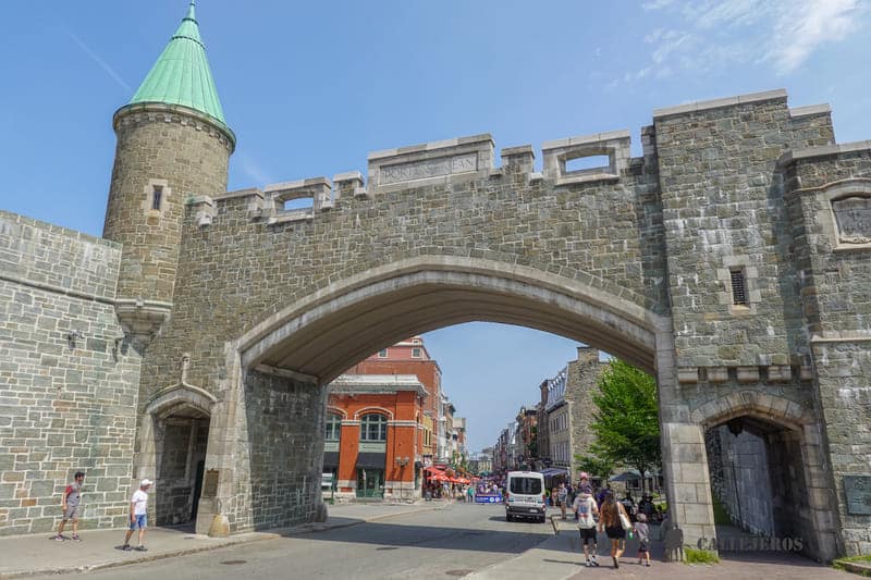 puerta saint jean que hacer en quebec