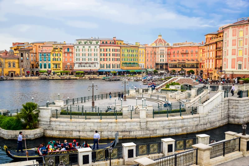 Puerto Mediterráneo entrada a DisneySea