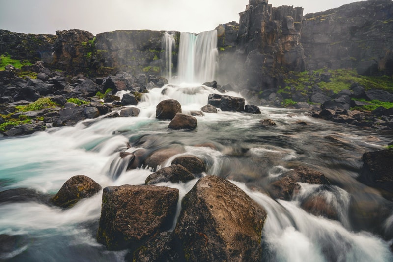 Cascada Oxararfoss en el parque nacional Þingvellir
