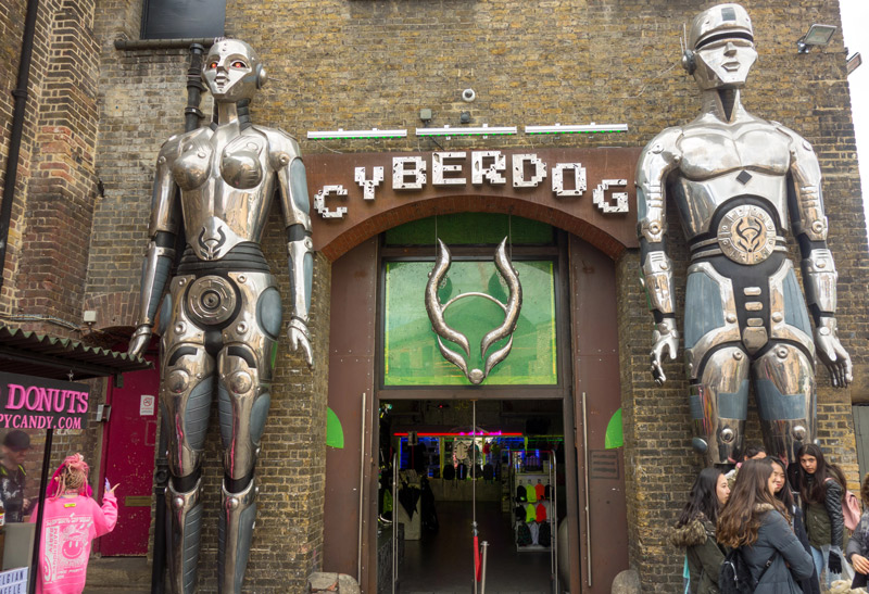 Cyberdog tienda Camden Town
