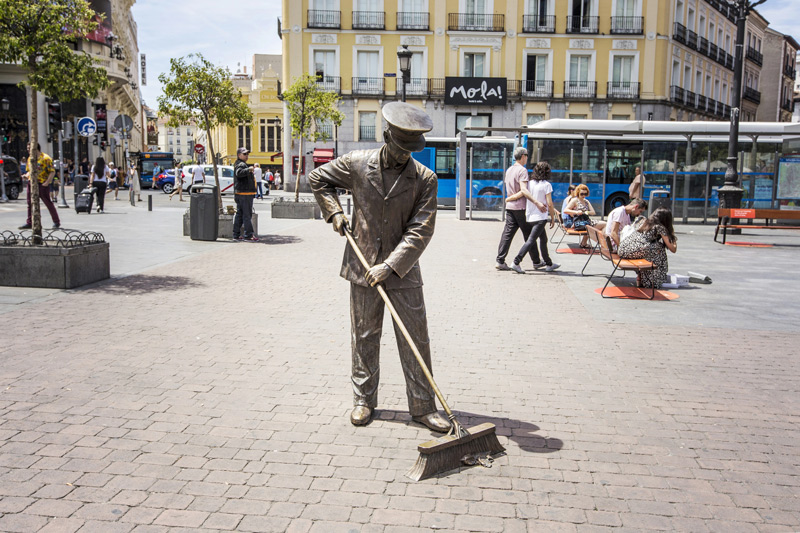 Plaza de Jacinto Benavente