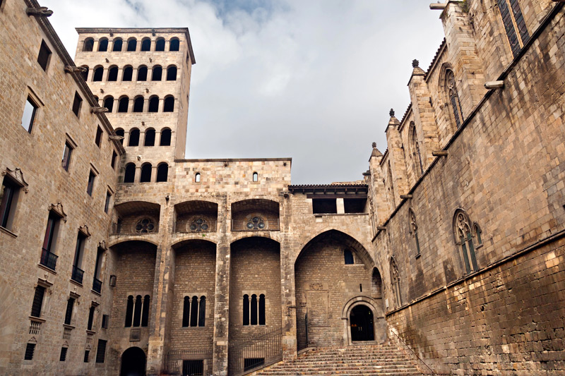 Plaza del Rey