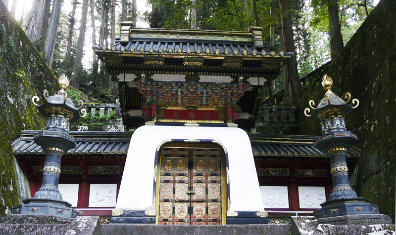 Puerta Koka-mon Taiyuin-byo Nikko