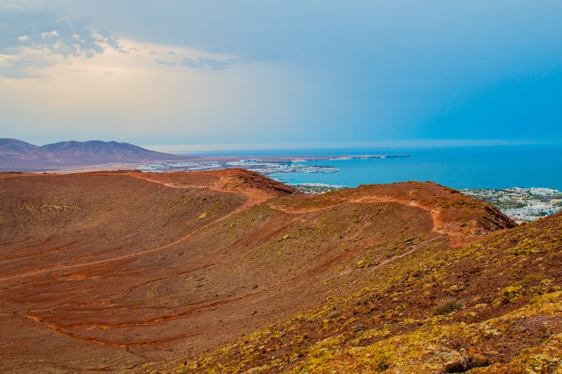 Vistas desde Montaรฑa Roja en Lanzarote