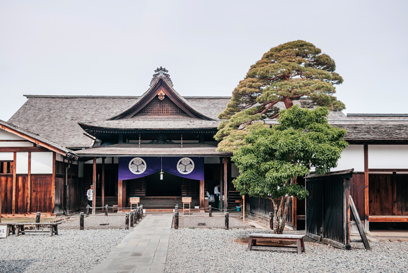 Takayama Jinya