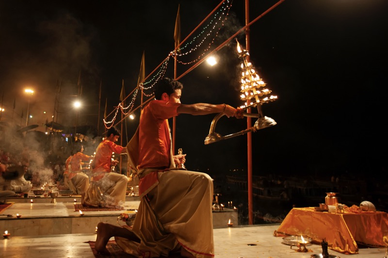 Ganga Aarti quรฉ hacer en Varanasi